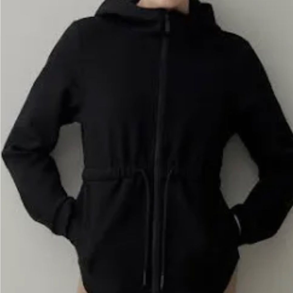 Varley
Sofia Drawstring-Waist Hooded Track Jacket No Strings M